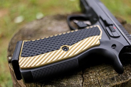 LOK_Grips_CZ_Thin_Brass_G10_Bogies_Insert_05.jpg