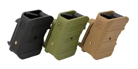 Ładownice IPSC DAA Racer Gen-2 w różnych kolorach na białym tle.