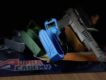 CS_flex-holster-right-hand-aluminum-assembly_07.jpg