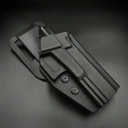 Bojowa kabura Doubletap do pistoletu Glock 17 od zewnątrz.