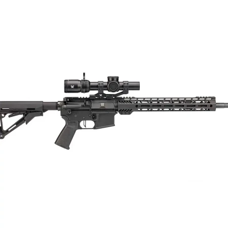 Montaż do lunety Vortex Cantilever Sport 30 mm zamontowany na karabinku AR-15.