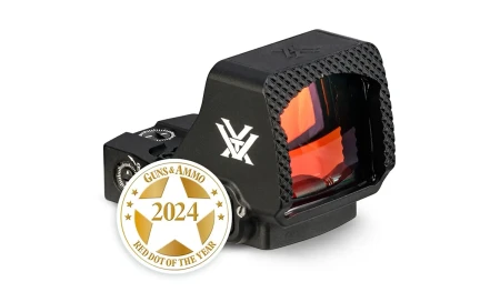 Kolimator pistoletowy Vortex Defender XL 8 MOA - odznaczenie "Kolimator Roku" przez Guns & Ammo.