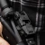 Zbliżenie na składany przeziernik Magpul MBUS Rear Sight zamontowany na karabinku AR15.