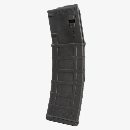 Magazynek Magpul - PMAG 40 AR-15 / M4 - GEN M3 na białym tle.
