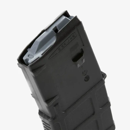 Magazynek Magpul - PMAG 40 AR-15 / M4 - GEN M3 na białym tle - szczęki i follower.
