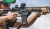 Magpul PMAG 30 AR/M4 GEN M3 magazynek do karabinka AR15 podczas użytkowania na strzelnicy.