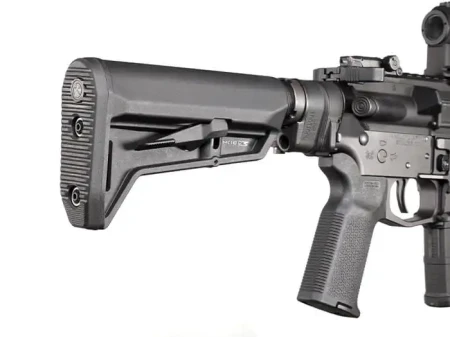 Kolba Magpul MOE SL-K na karabinku AR15.