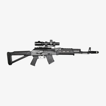 Magpul PMAG 10 AK/AKM MOE Czarny magazynek załadowany w karabinku AK47/AKM 7.62x39mm z lunetą biegową.