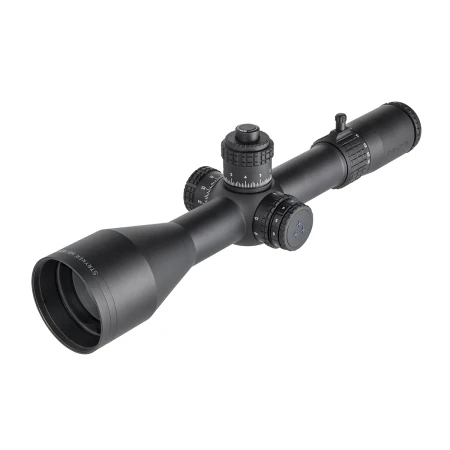 Luneta Delta Optical Stryker HD 4,5-30x56 FFP LRD-1P przód i lewa strona z wieżyczkami taktycznymi i pokrętłem regulacji paralaksy.
