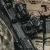 Podwyższony montaż kolimatora Unity Tactical FAST Micro Footprint na karabinku AR15 razem z powiększalnikiem.