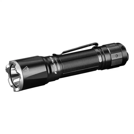 Latarka taktyczna Fenix TK16 V2.0 LED 3100 lm na białym tle.