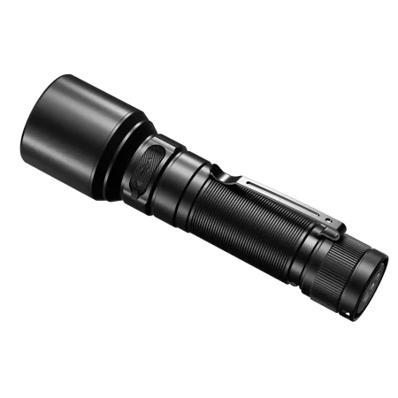 Latarka Fenix C7 LED 3000 lm - moletowana powierzchnia.