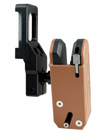 Kabura sportowa typu wieszak Flex Air od Double Alpha Academy.