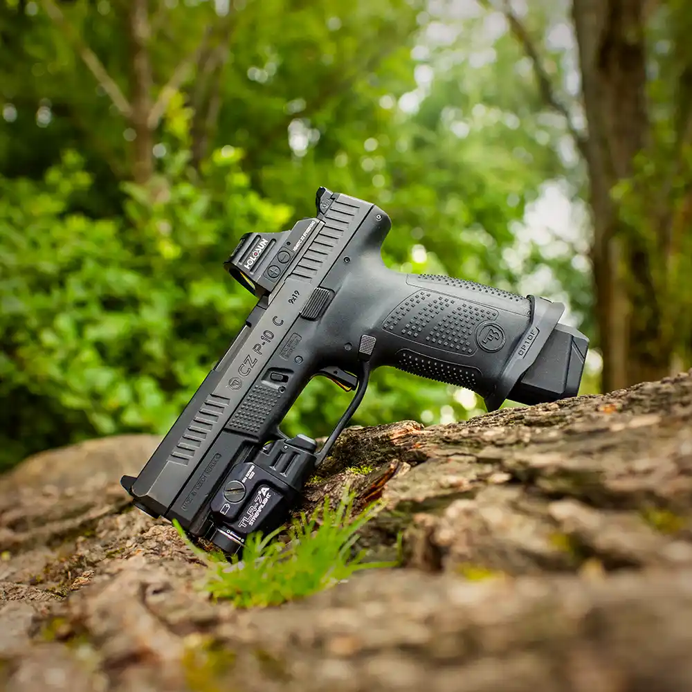 CZ P-10 C z lejkiem Strike Industries od P-10 F