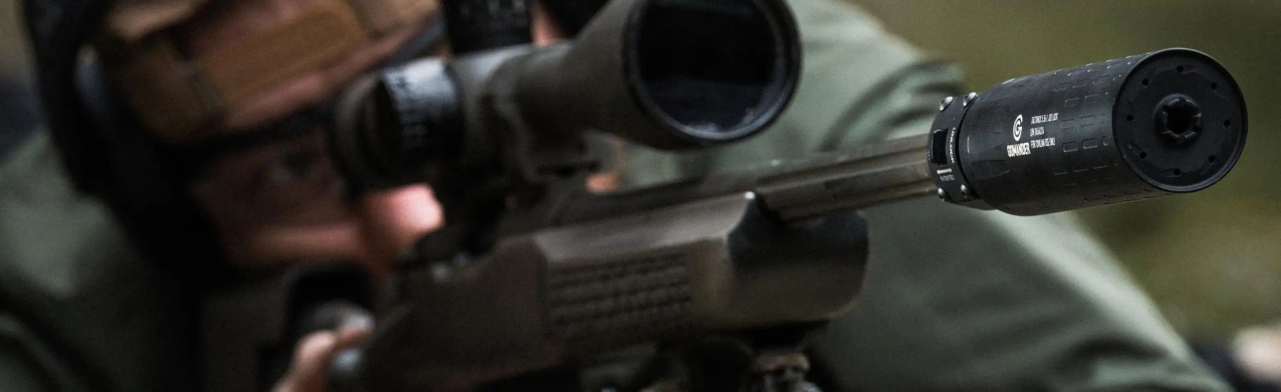 Gomander TACTINOX QD-LOCK L 5.56 mm na sztucerze powtarzalnym.