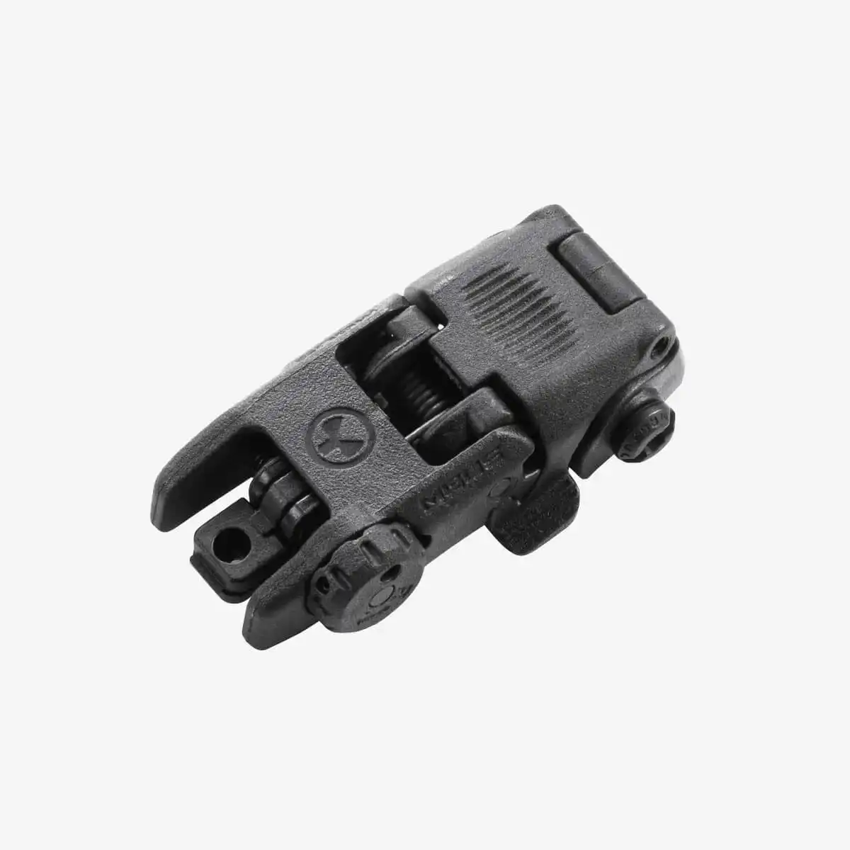 Składany przeziernik AR15 Magpul MBUS Rear Sight na białym tle w pozycji złożonej.